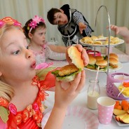 Helping Vegan Children Enjoy Non-Vegan Parties